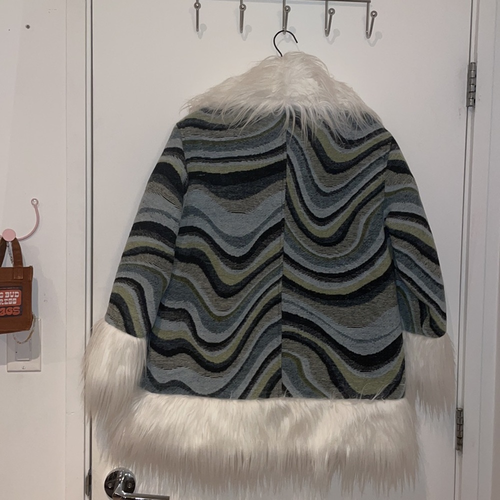 ✨️PENNY LANE COAT - Picture 8 of 16